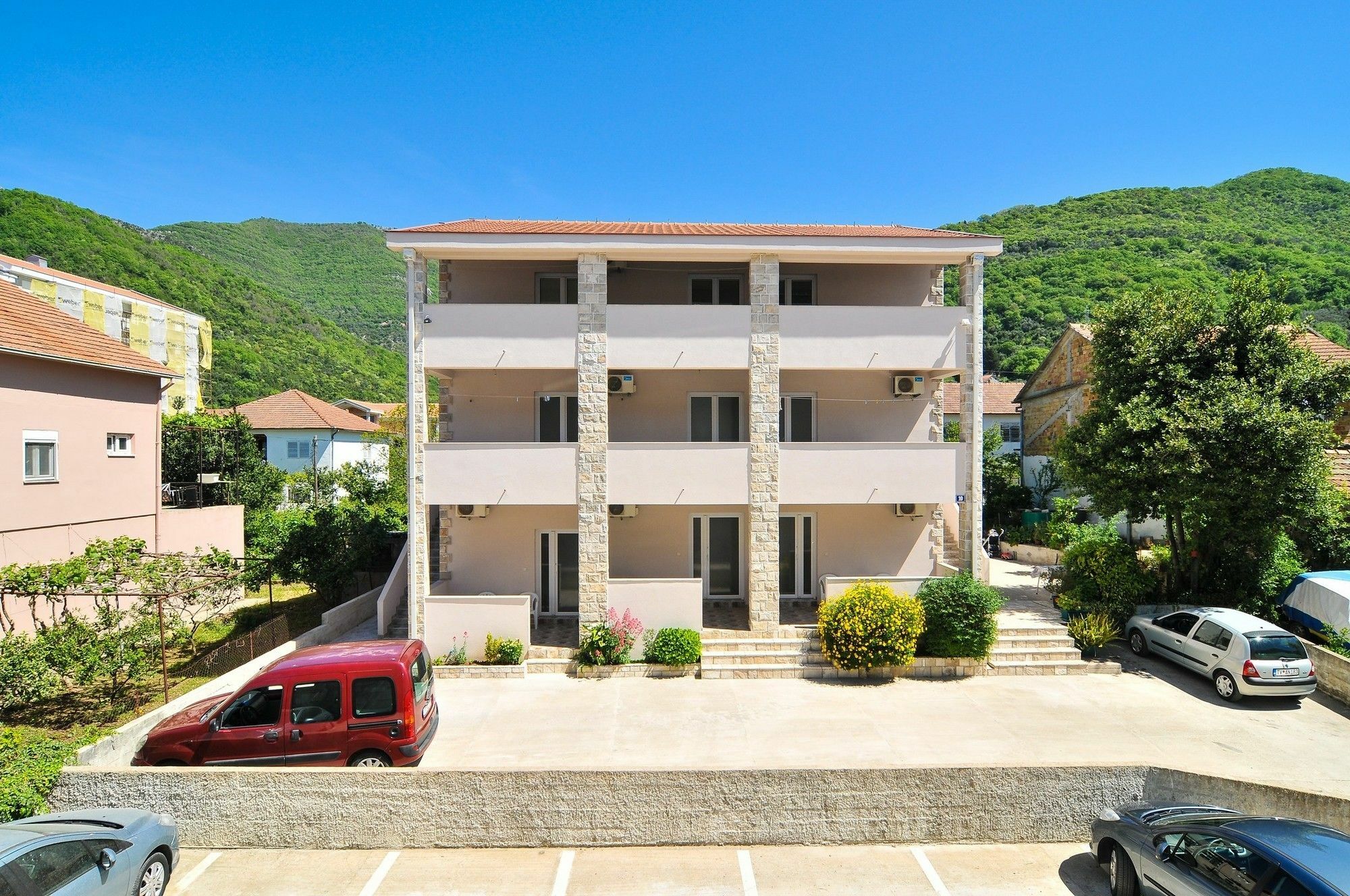 Apartments Samardzic 蒂瓦特 外观 照片